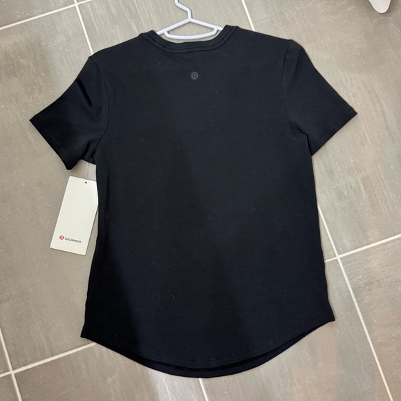 Lululemon Love Crew T-Shirt - Cyclebar branded - Picture 2 of 4